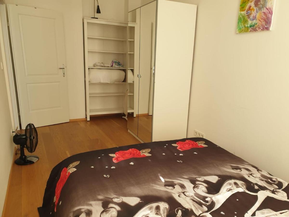 Deluxe Apartment 5P Mm Viena Exterior foto